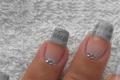 How to do a newspaper manicure at home Newspaper manicure step by step