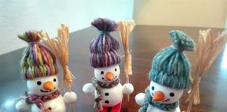 Manualidad de bricolaje: un muñeco de nieve hecho con bolas de poliestireno expandido: diagrama de montaje, ideas de diseño, fotos